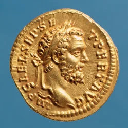 Aureus (Vorderseite) von Septimius Severus (193-211) mit Lorbeerkranz. Inschrift: IMP CAE L SEP SEV PERT AVG